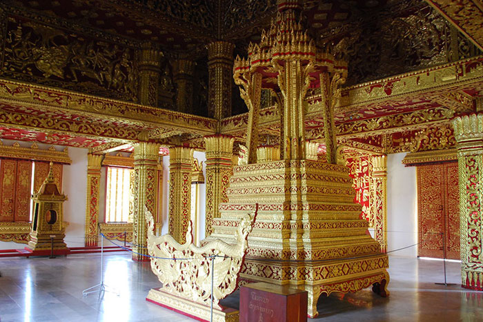 Musée National Luang Prabang salle trône